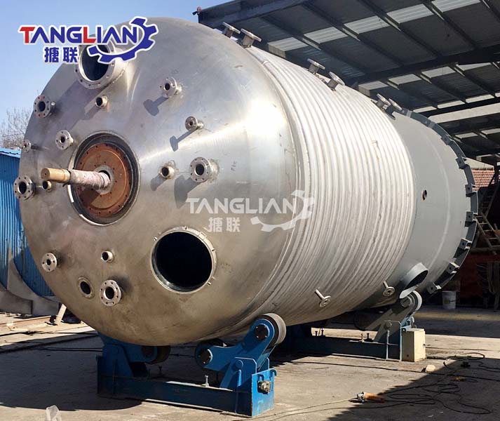 不銹鋼貯罐的穩定性設計